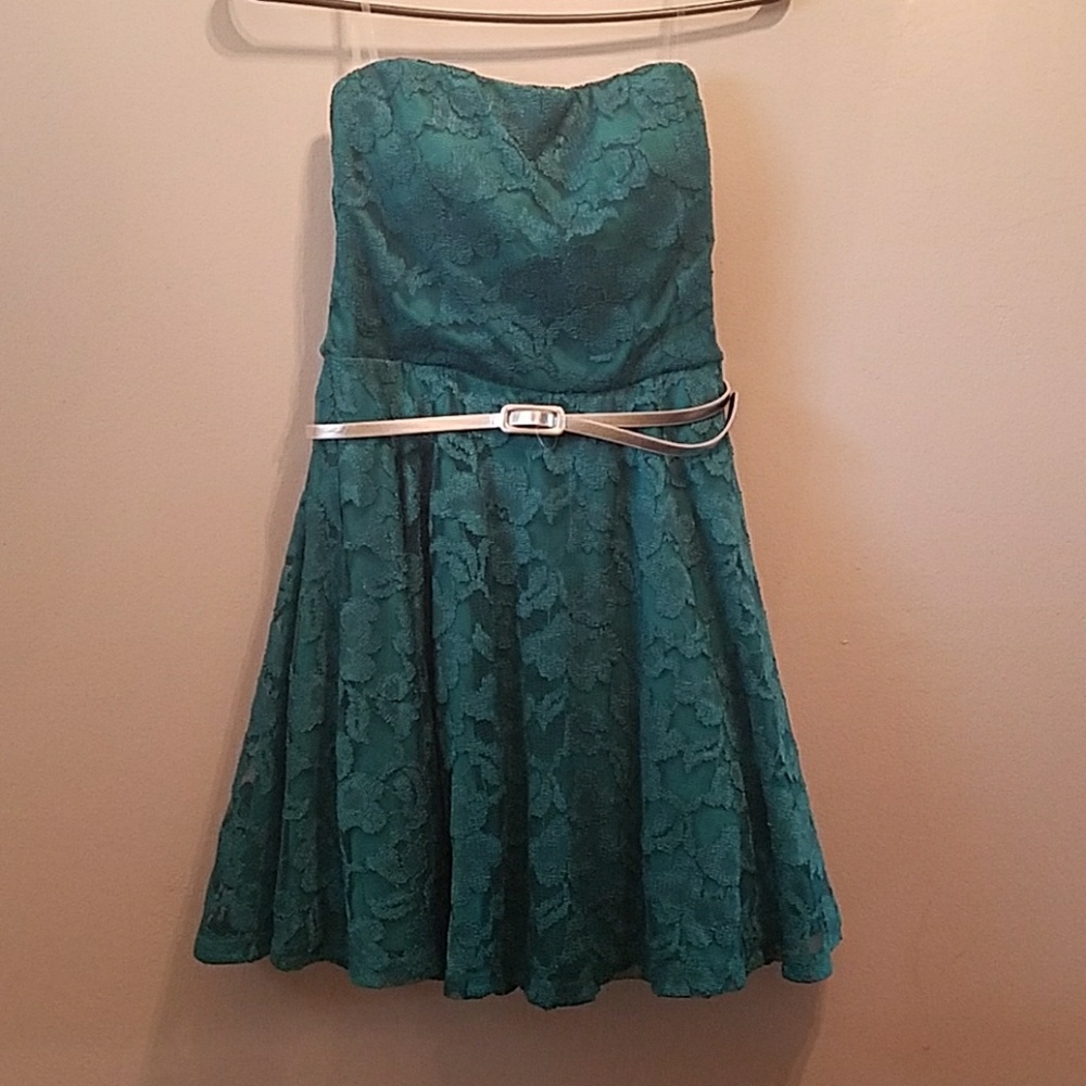 Strapless Green cocktail dress